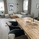 Lofoten Kabelvåg-small *