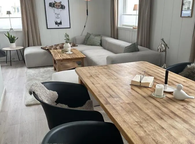 Lofoten Kabelvag-small *